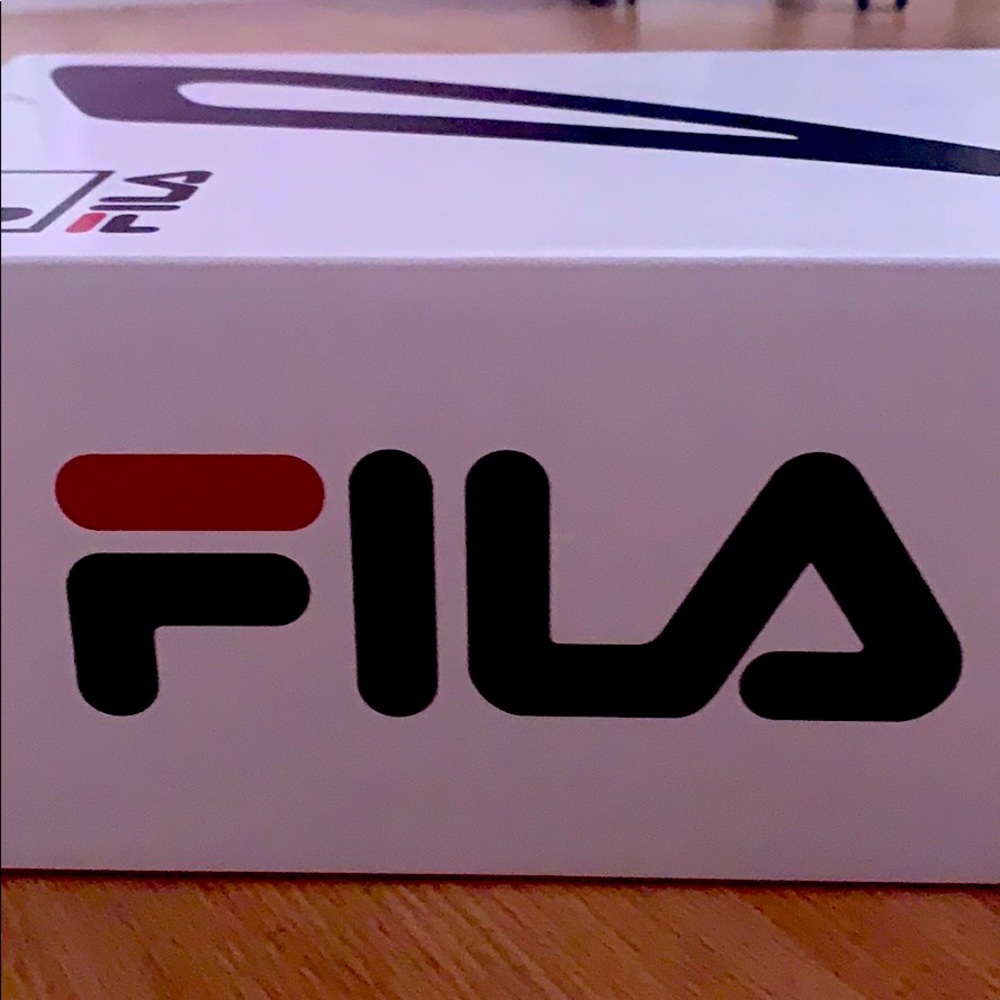 Women’s high top Fila shoes